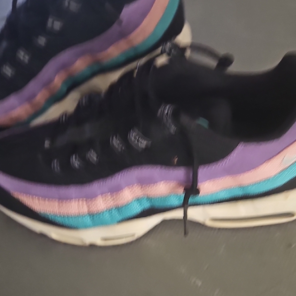 Stylish Black and Purple Men's Sneakers Nike air max 95 i am the rules